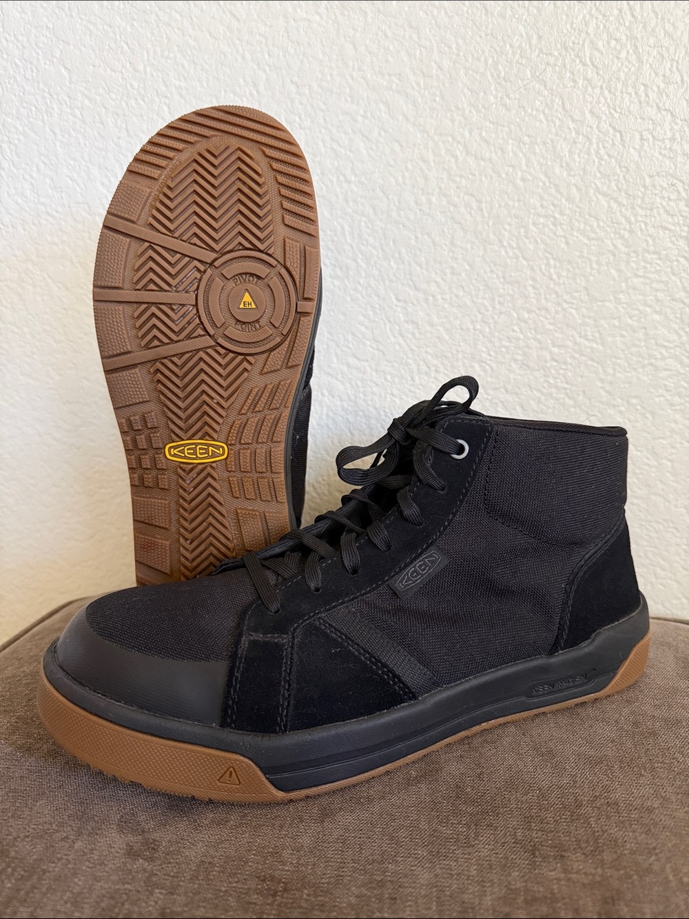 KEEN Men's Kenton Mid Work Shoes with Carbon Toe